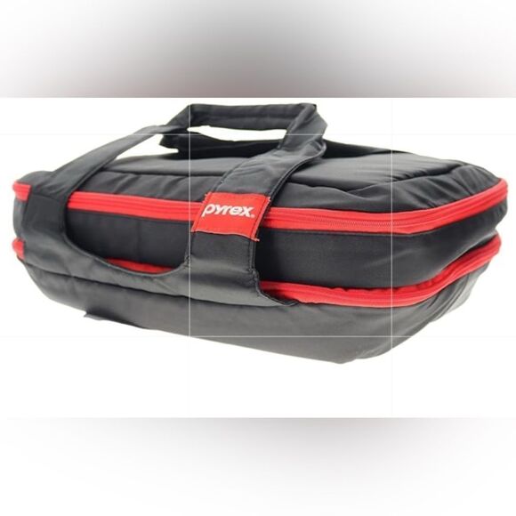 Pyrex Portable Black/Red Insulated Casserole Carrier Hot/Cold - Picture 1 of 13